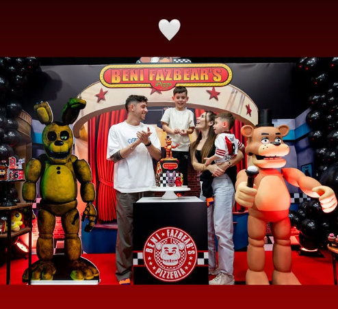 克罗斯和吕迪格出席了Beni的生日派对。🤍 