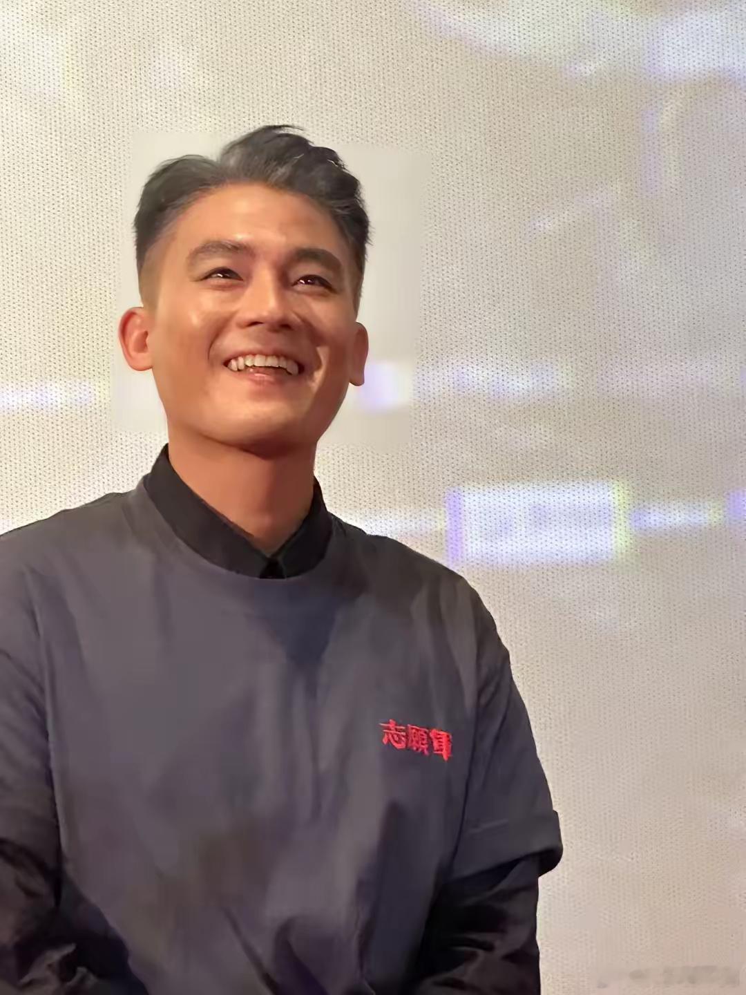 笑得很可爱的欧豪vs笑得很尴尬的朱亚文 ​​​