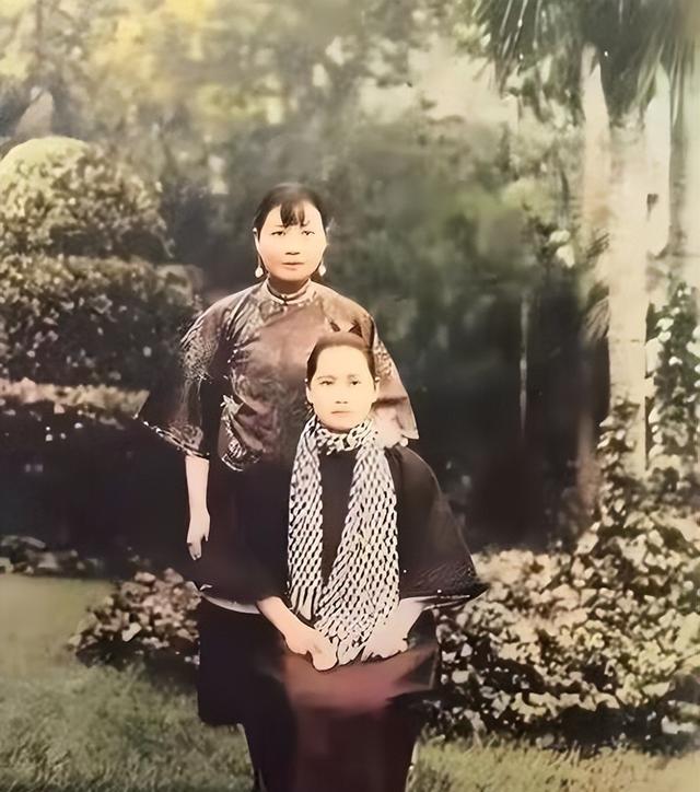 民国最让人意难平的姐妹，绝对是宋庆龄和宋美龄。年少亲密无间，最终却被时代和立场拆