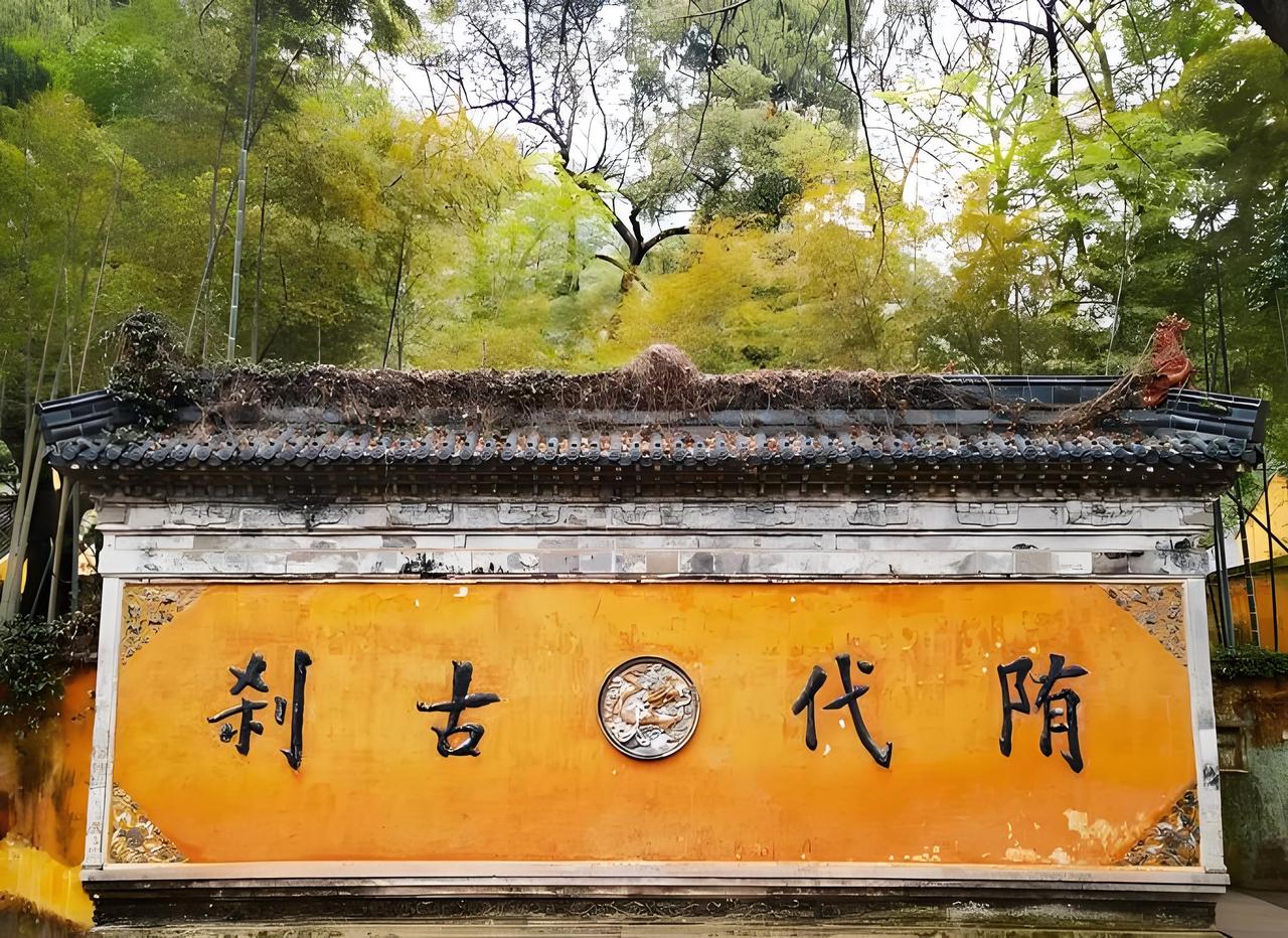 秋冬季到浙江逛逛，真的太合适了！首推台州国清寺，这座千年古刹建于隋开皇十八年，距