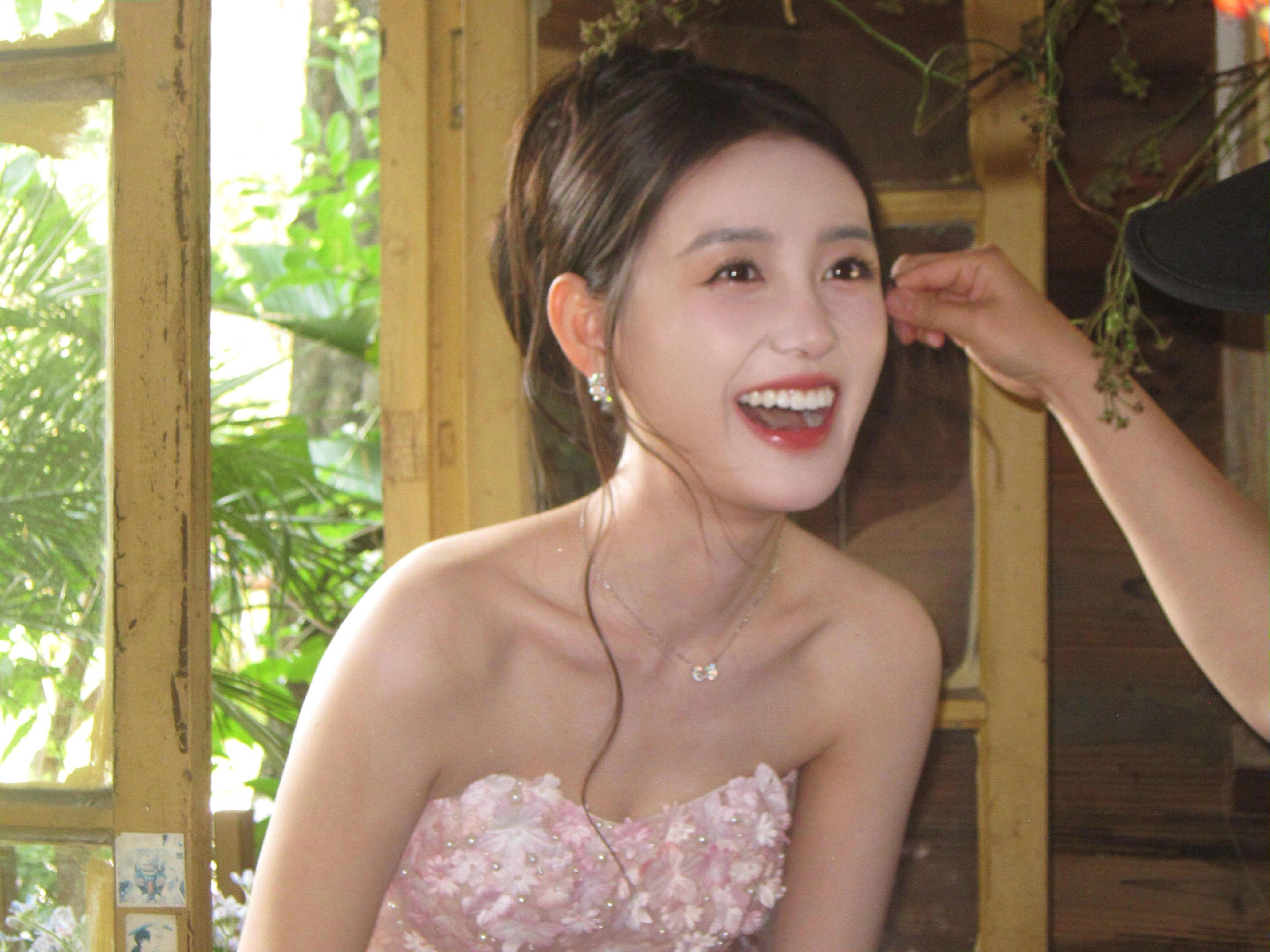 蒋依依  惊艳