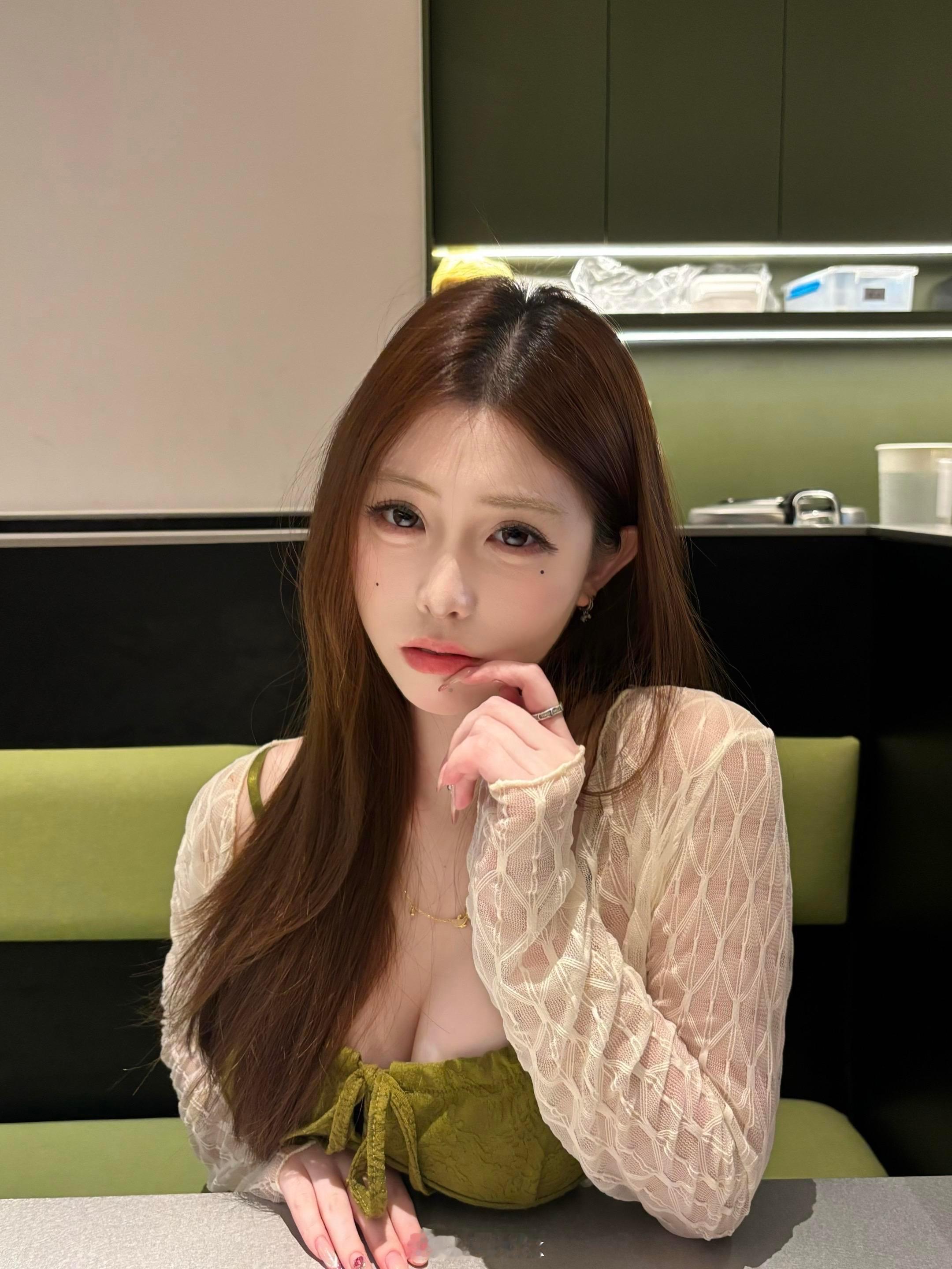 对这样的女人也没有抵抗力