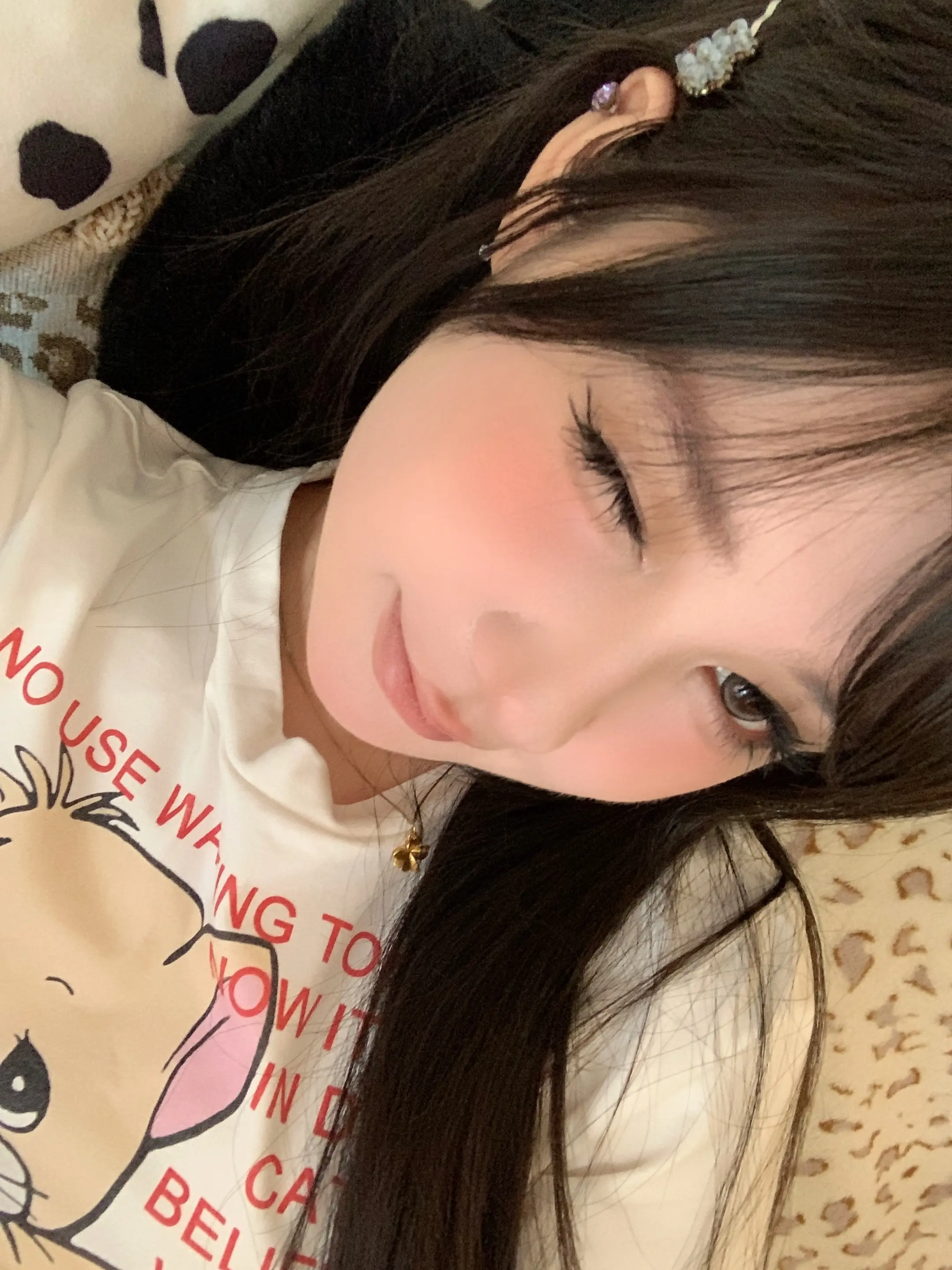 真的要睡啦(小小的脑袋已经超过负荷了水光潋滟的眼眸已经睁不开了小手捂住...