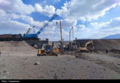 在不到 40 小时内，伊朗工程师重建了伊朗南部至马什哈德铁路线上 4 座被以色列