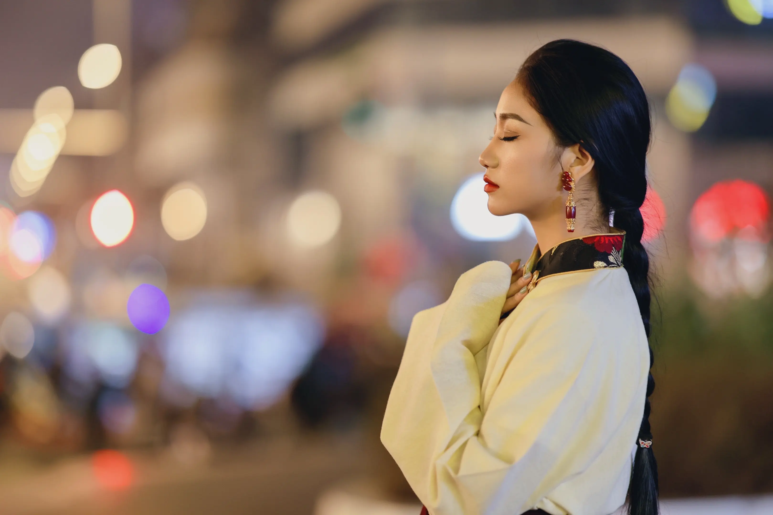 东方美 扎西拉姆  人像写真 爱拍照的老左 有谁共鸣