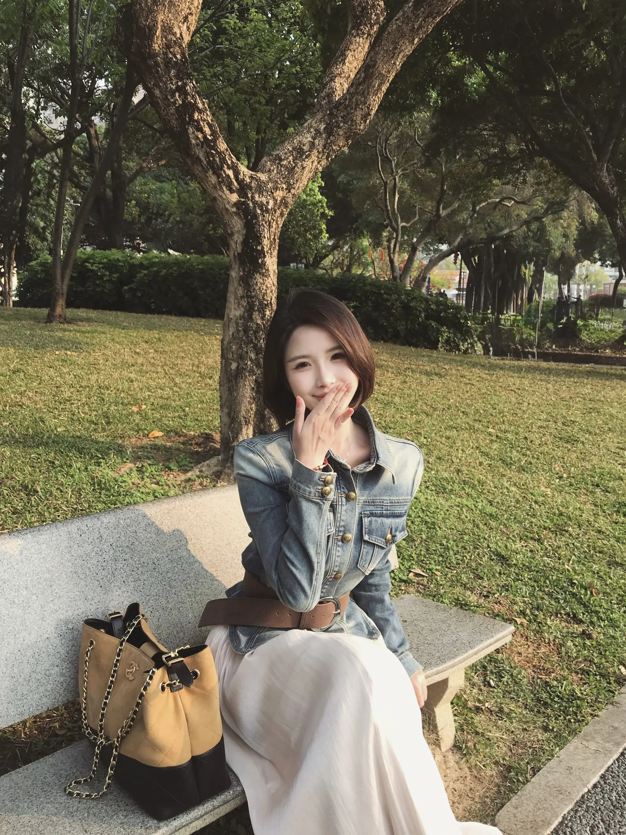 迟两秒搭上地下铁 能与你碰上