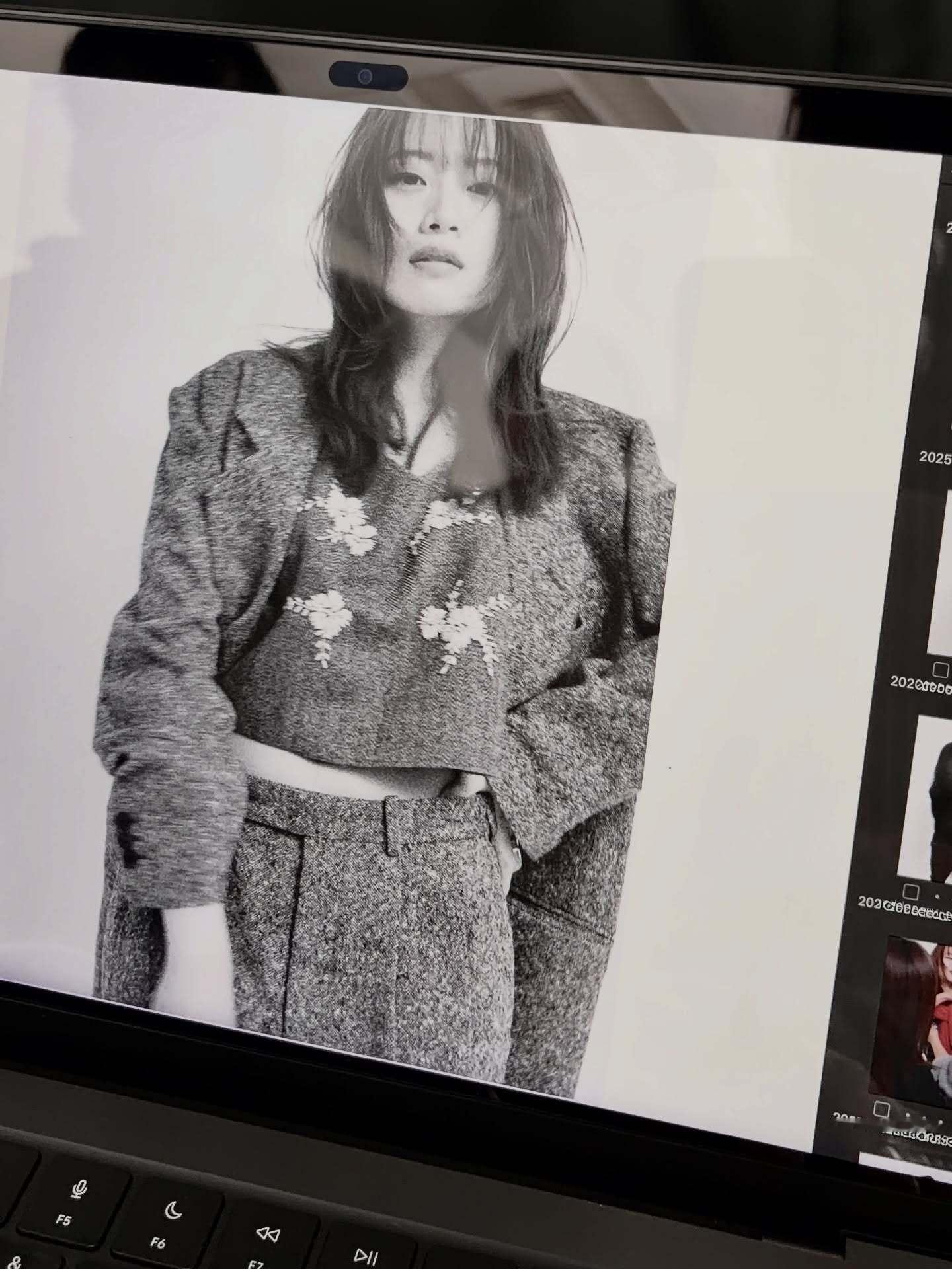 山崎怜奈