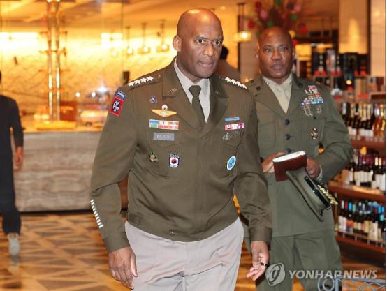 中美黄海对峙后，美军居然道歉了，韩国应该庆幸美军F-16吃了败仗
 
事情得从 