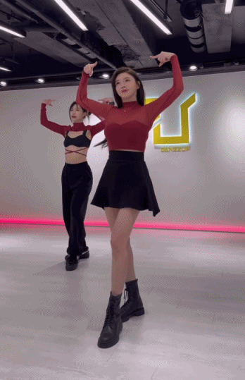 跳舞小妹彩礼28w，喜欢前的还是后的？