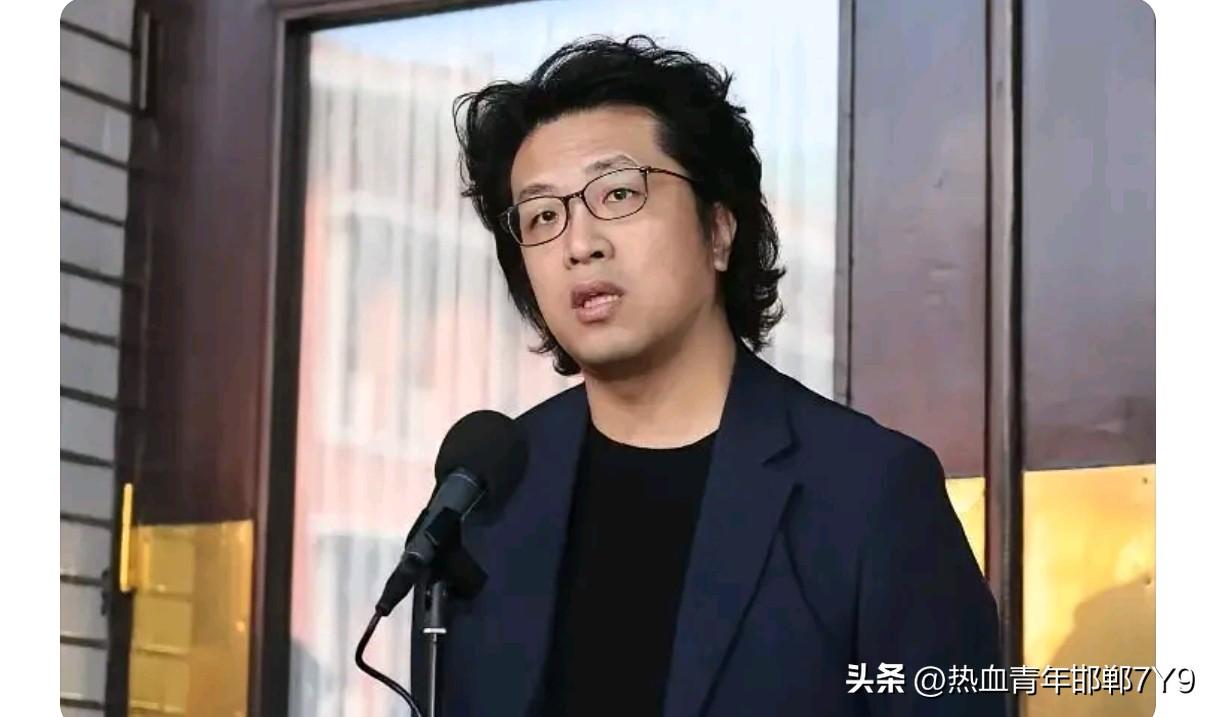 本人，以沈伯洋的为人，绝无可能在蓝营占据明显优势的台北获胜。但是，有几个因素使得