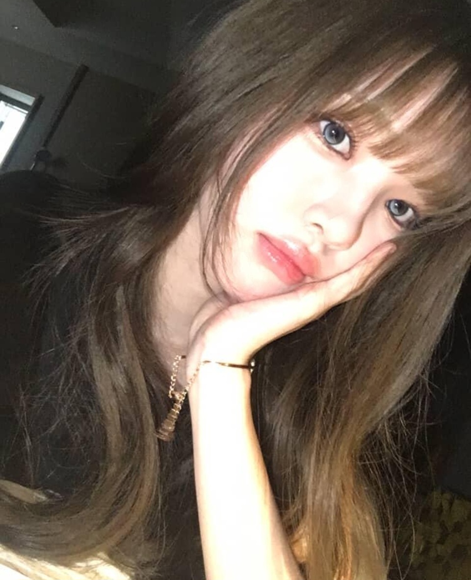 盘点那些对自己当天造型很满意的女孩 