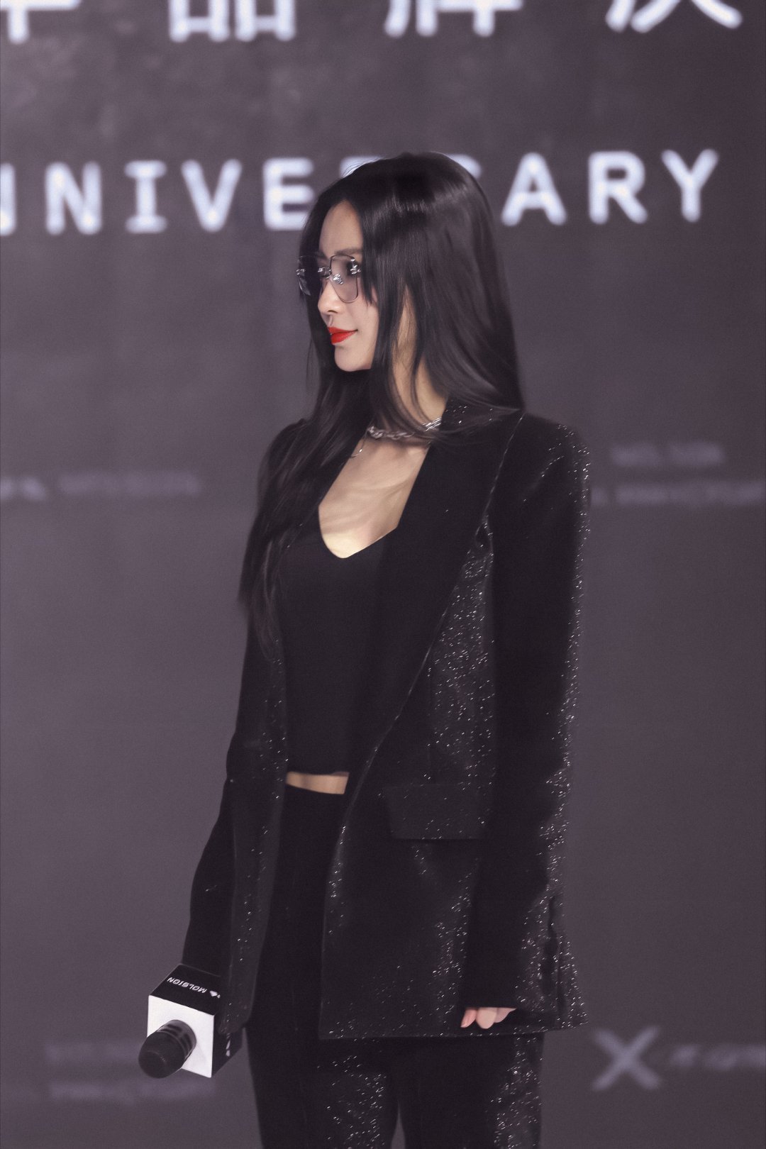angelababy[超话] 🌸angelababy“你的出现像一道光，照亮了