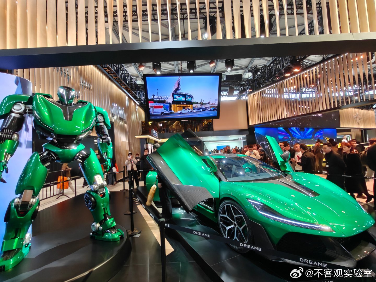 追觅和 MOVA 的超跑追觅汽车