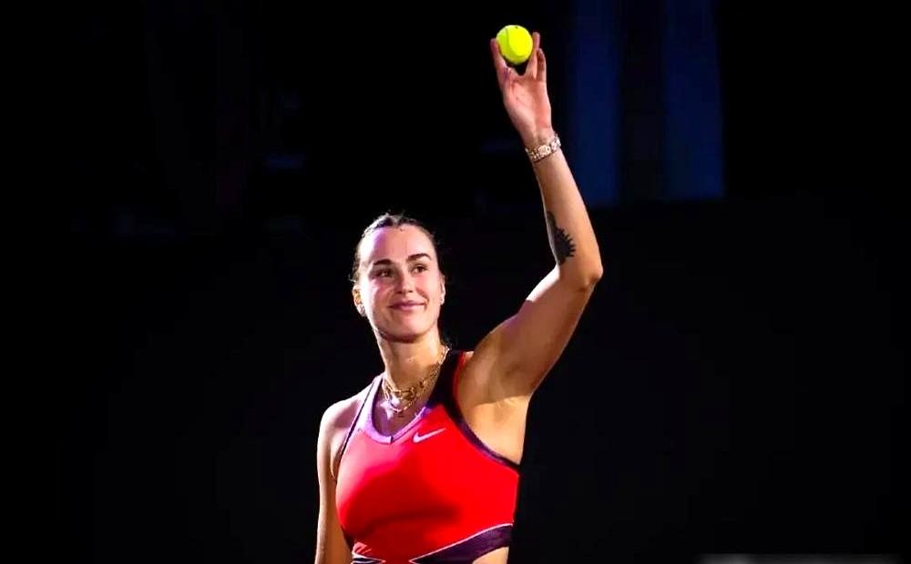 别再扯什么“心魔”了！

郑钦文硬地七连败给萨巴伦卡，真不是心理问题。迈阿密站，