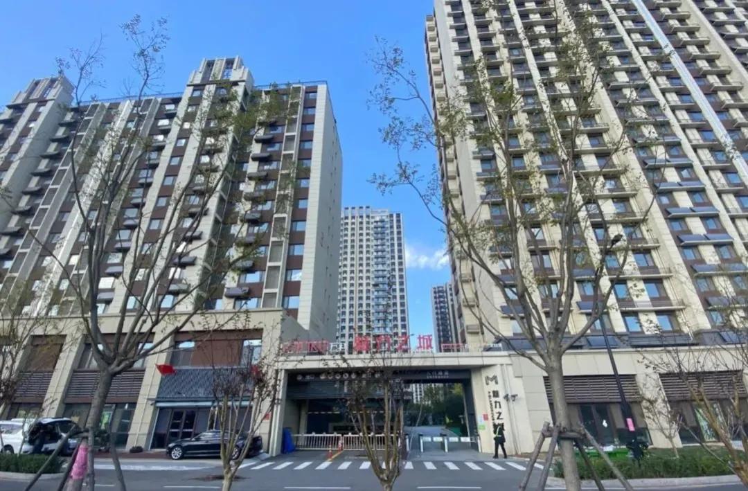 张马屯片区房价遭到国资砸盘？轨道交通持有的“魅力之城”最低价到一万一。


“魅