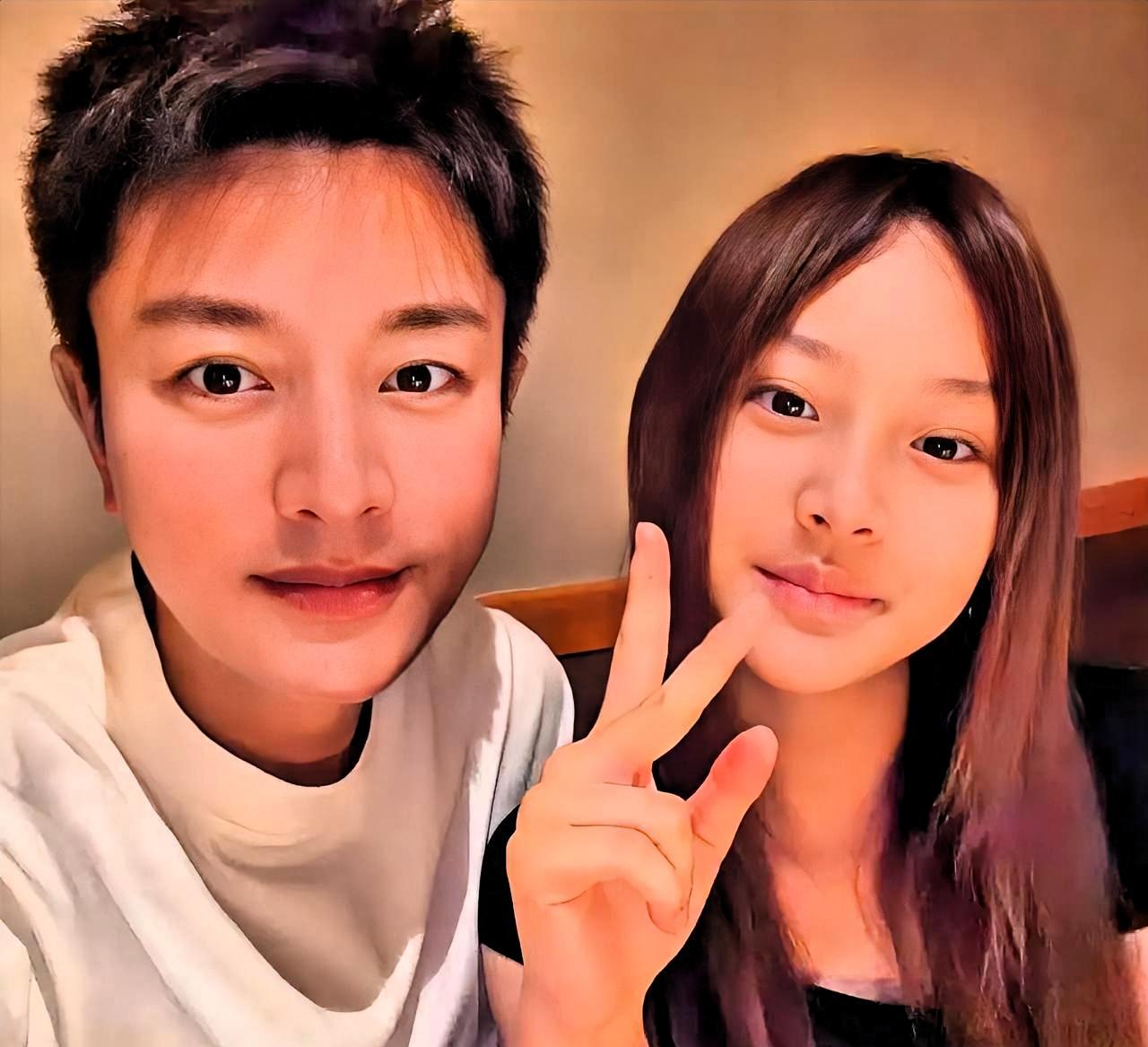 都觉得贾乃亮不回应是理亏？他是在护孩子。

离婚多少年了，那边隔三差五有点动静，
