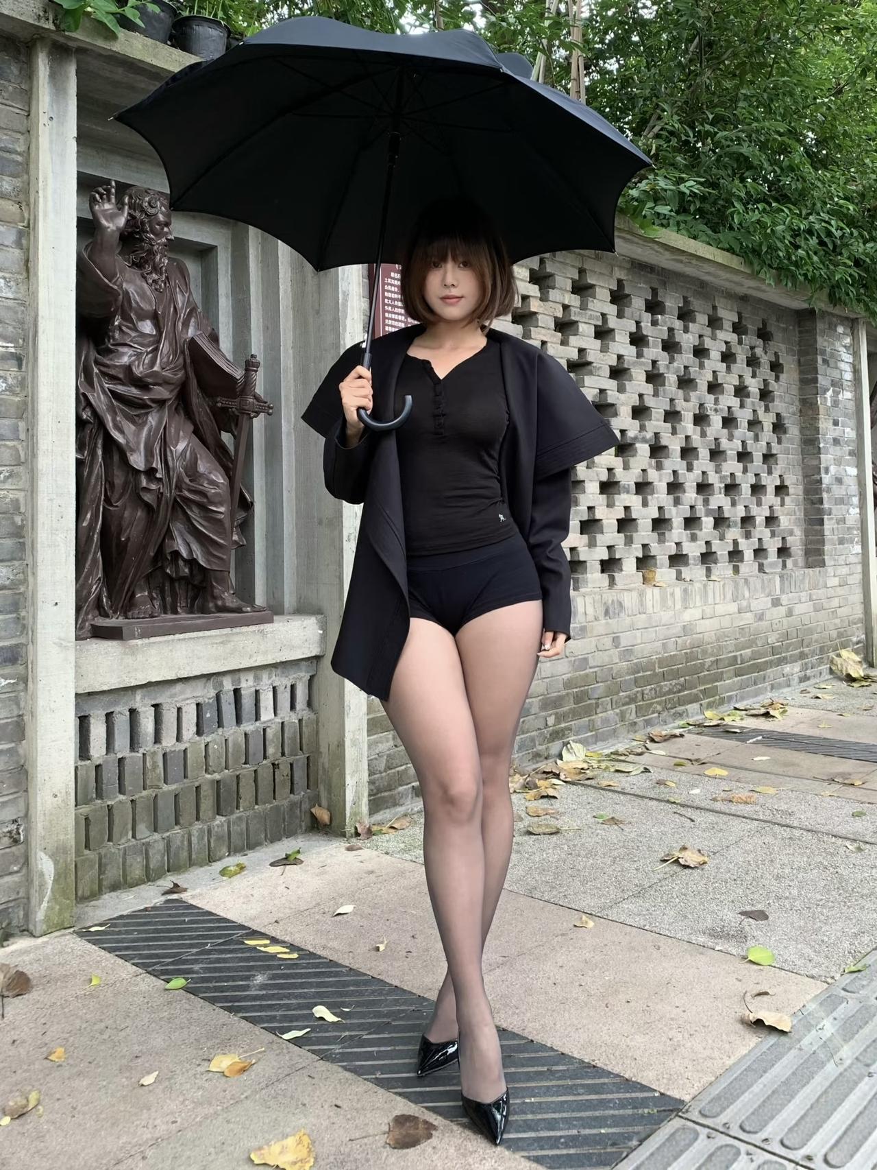 [微风]有人说
[微风]腿
[微风]有点
[微风]粗
[微风]是真的吗？
女人怎