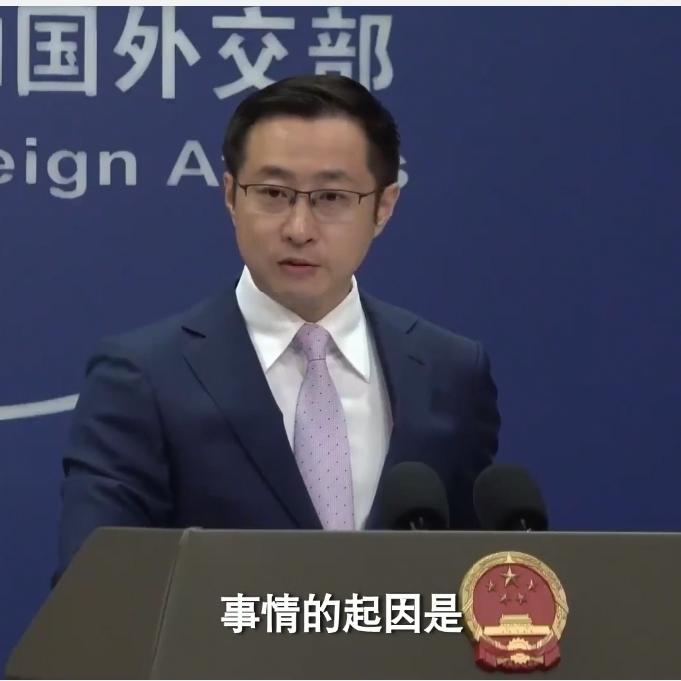 中方不再惯着美方无理诉求，违规美记者被依法勒令离境‌
 
美方哭诉自家记者无故被
