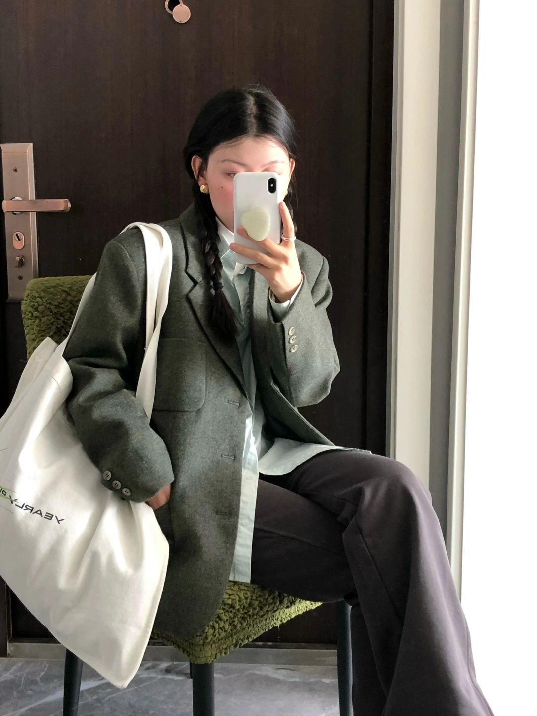 英子oni西装 到喽