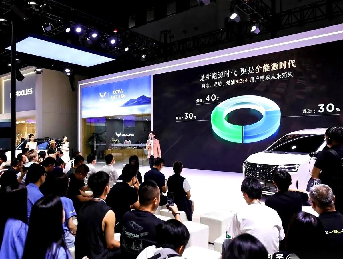 一晃，十年了。
今晚广东队打总决赛，周鹏还在。我上次看他们夺冠，恍如隔世。
十年