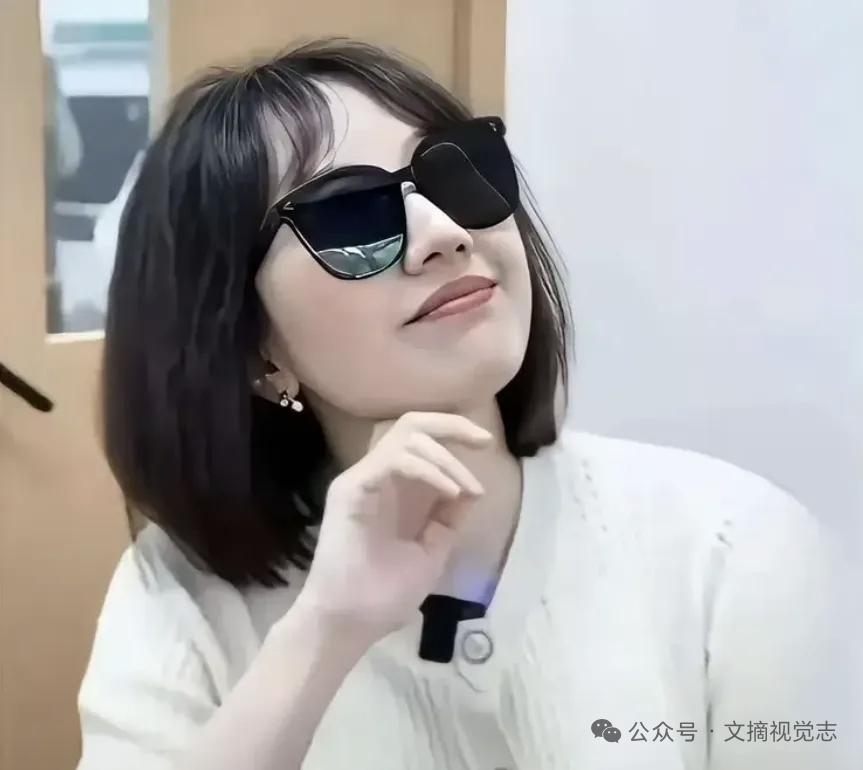 私生活其实没有必要过度解读，医者仁心，技术高超，为社会服务好就很好了。如果有犯罪