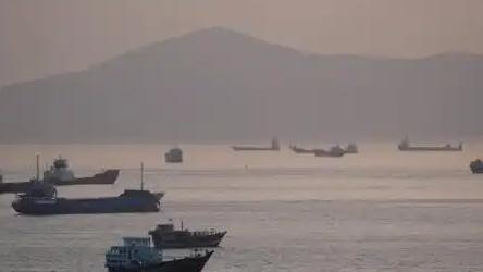 美军宣称击沉伊朗船只，伊朗怒斥：杀的是平民！
 
时间拉回5月3日，特朗普在社交