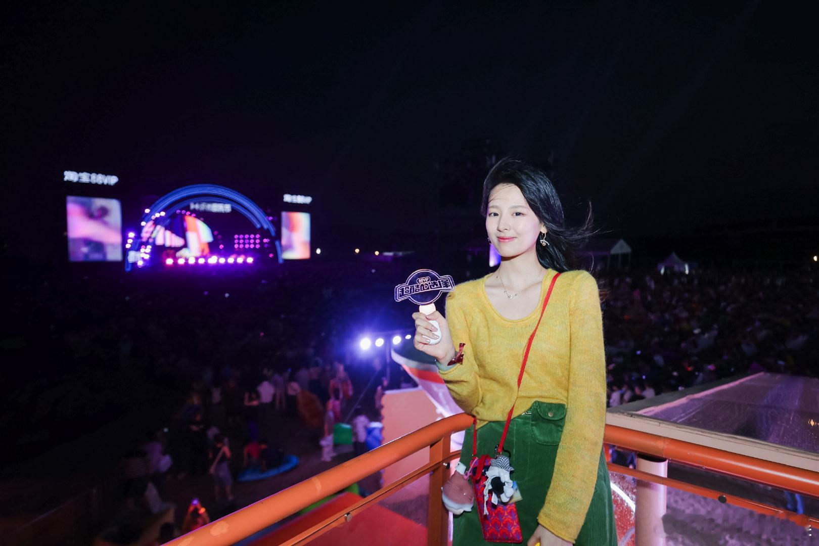 优酷有自己的海边live这场live的歌单太懂我们的点了！从热血燃曲到催泪神作，