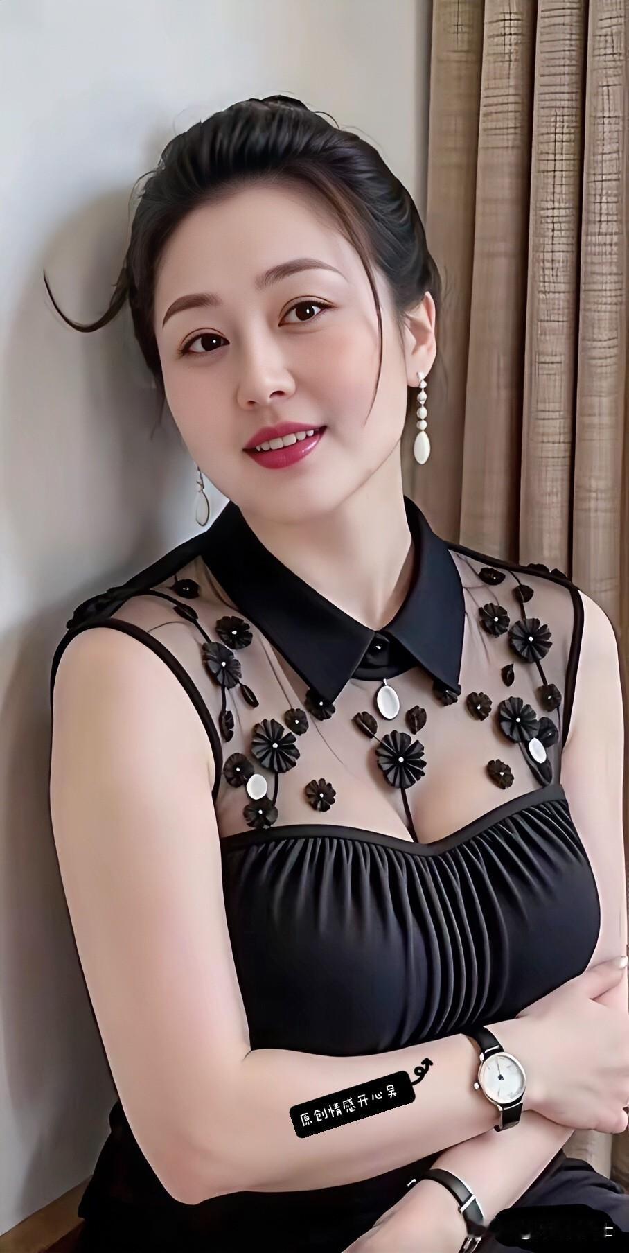 如果有人接不住你的真诚
希望你转身也丛容
生命有限
务必把时间花在值得的人身上