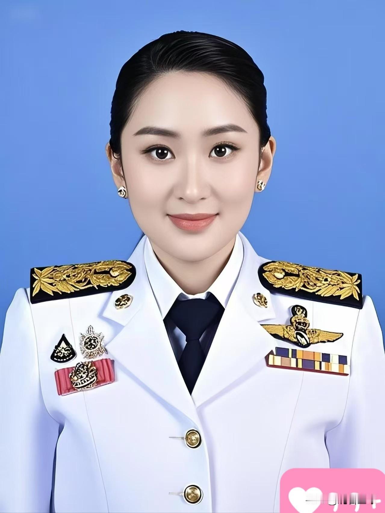 泰国商业部部长素帕琪16日表示，在阿努廷总理与特朗普总统进行建设性通话后，泰国已