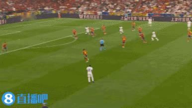 这应该是欧洲杯开赛以来最刺激的一个晚上了吧，法国队与西班牙的第一场半决赛，比赛不