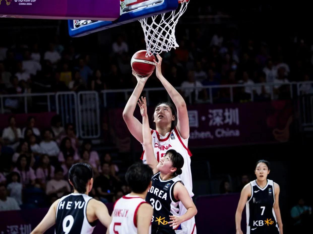 北京时间06月29日晚， U18女篮世界杯半决赛结束战斗，中国女篮以79-61的