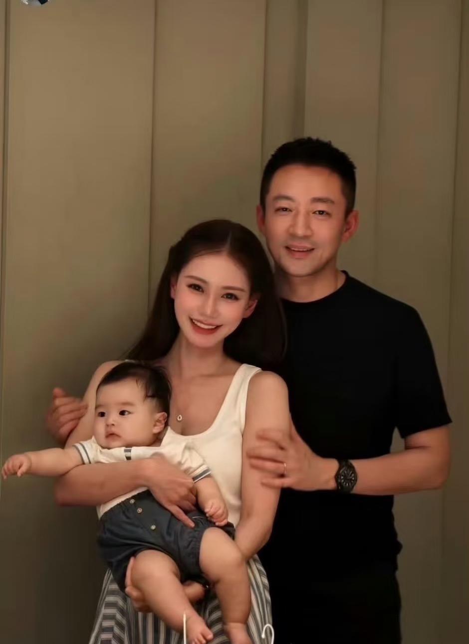 马情商高，尊重他不束缚他，汪跟她一起，应该觉得自己是个有用的成年人，之前都是被老