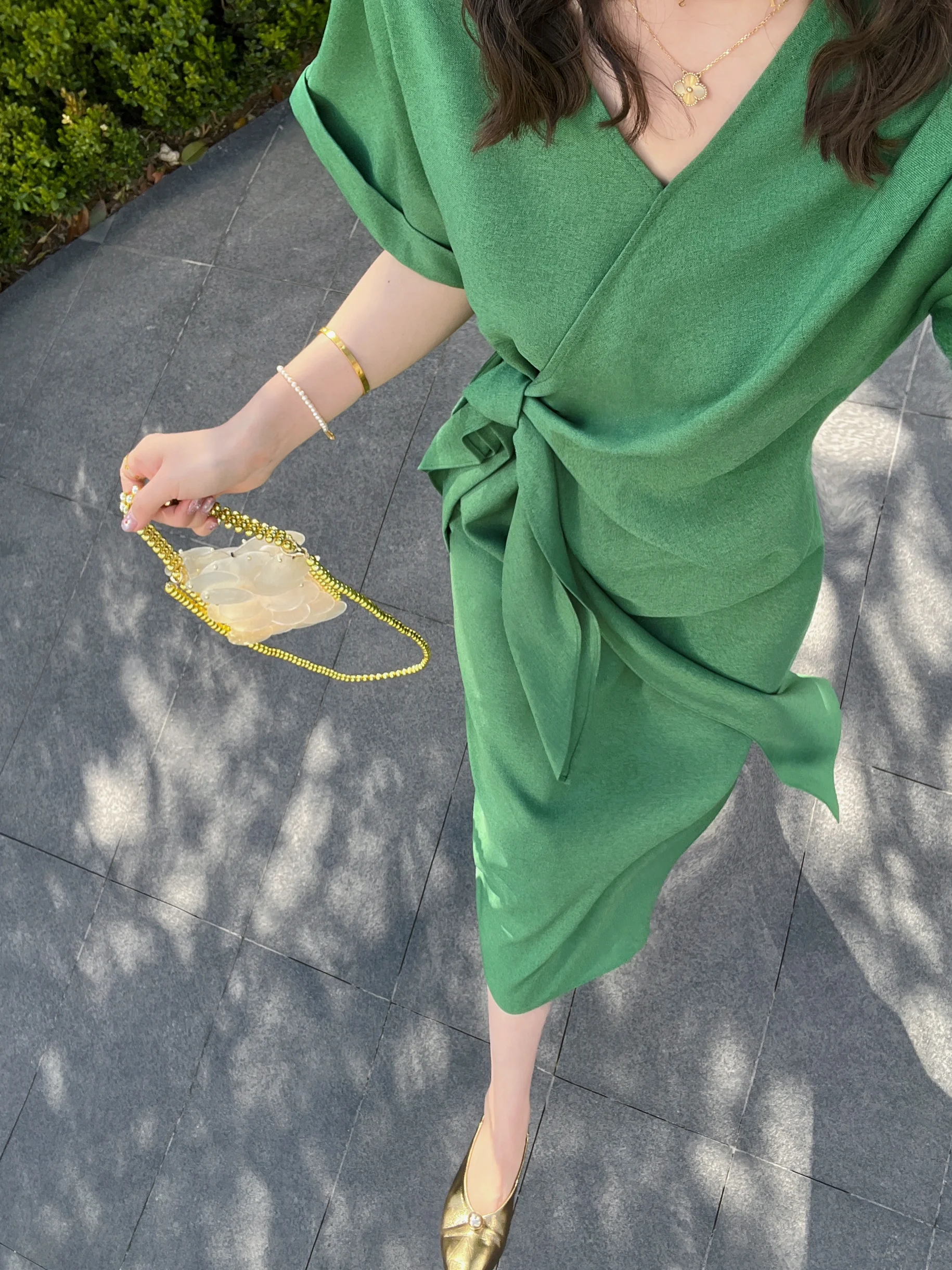 纸片人度假裙到啦！就喜欢这种收腰显瘦的啊！