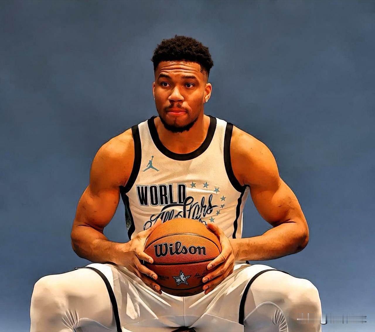 字母哥直播放狠话：如果NBA所有国际球星组队，完全可以击败美国男篮！

近日，热