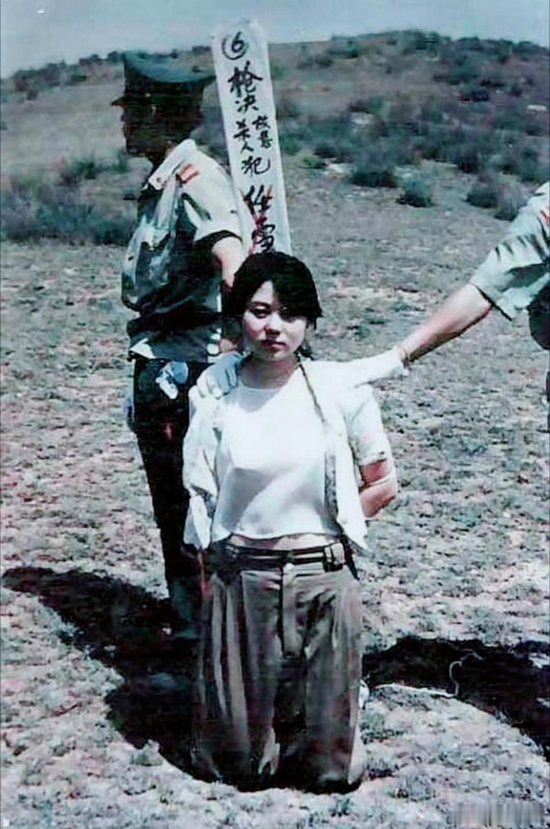 1990年，河南。20岁的任雪被矿长诱奸，激愤的她将矿长女儿丁某，诱骗到偏僻处杀