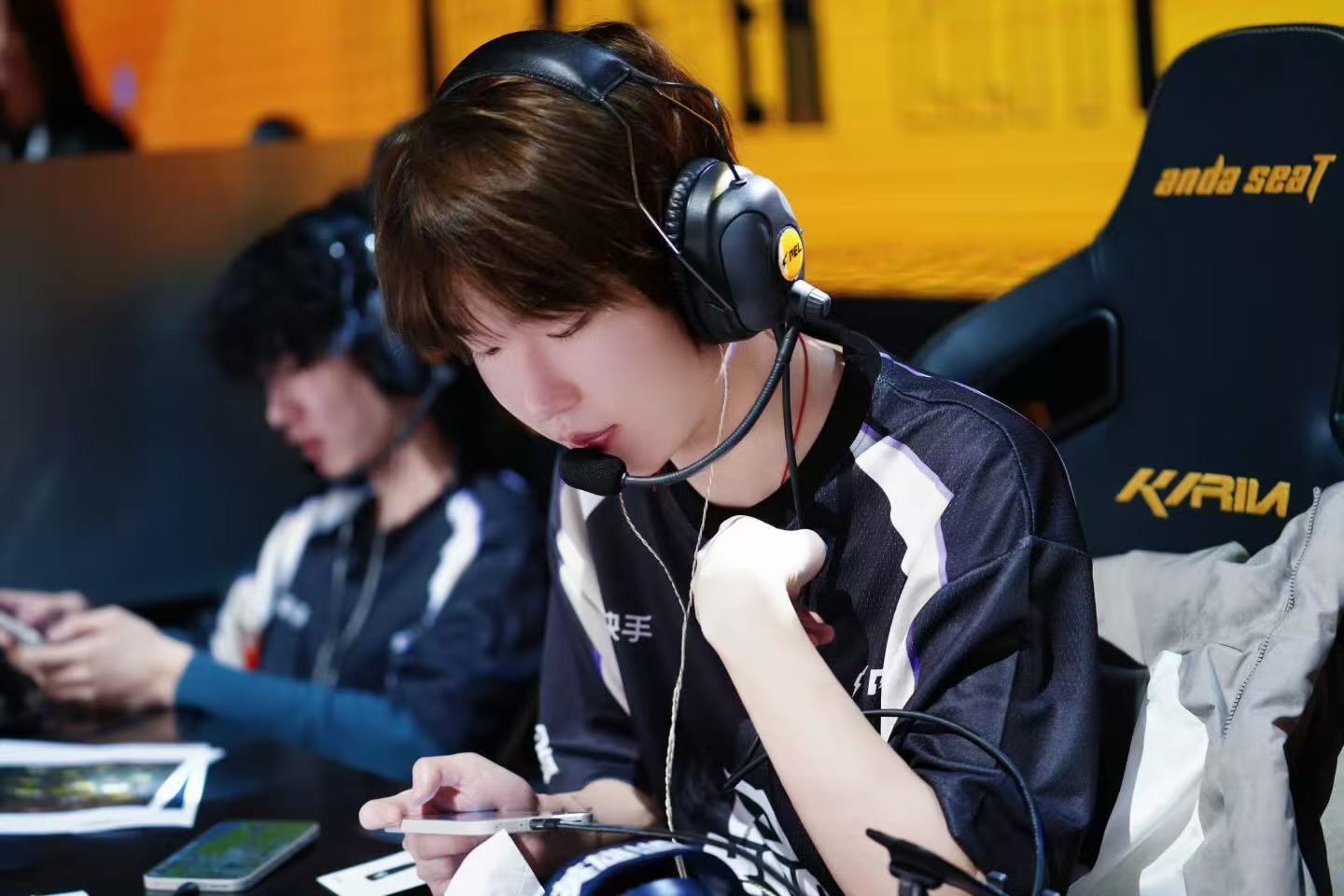 吒宝春季赛首MVP到手！伤害拉满节奏在线，带领队伍稳稳占据榜首位置 吒宝春季赛首