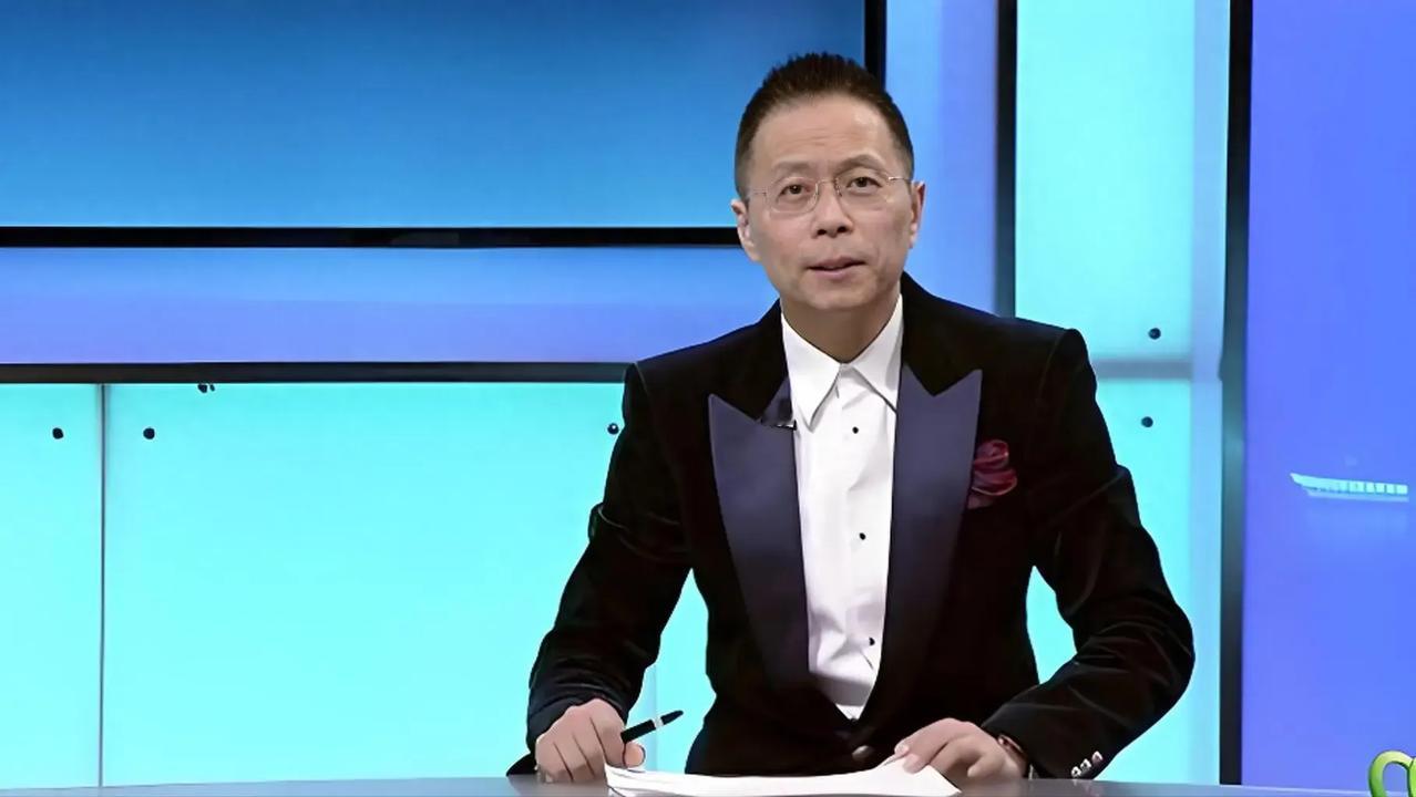 詹俊评价曼城社区盾杯惨败给阿森纳挺狠但也实在：曼城这回让阿森纳3比0拿走社区盾，