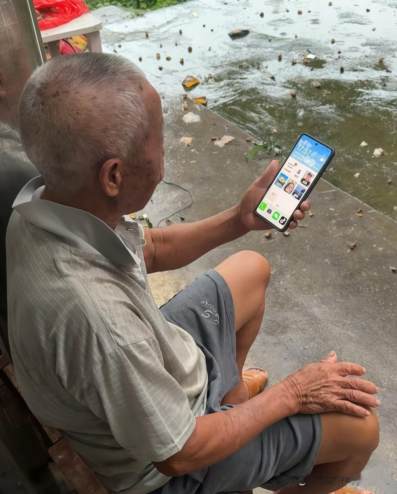 那年说“炕上换台”被当疯话，到如今的巨变。
 
      记得上世纪八十年代的