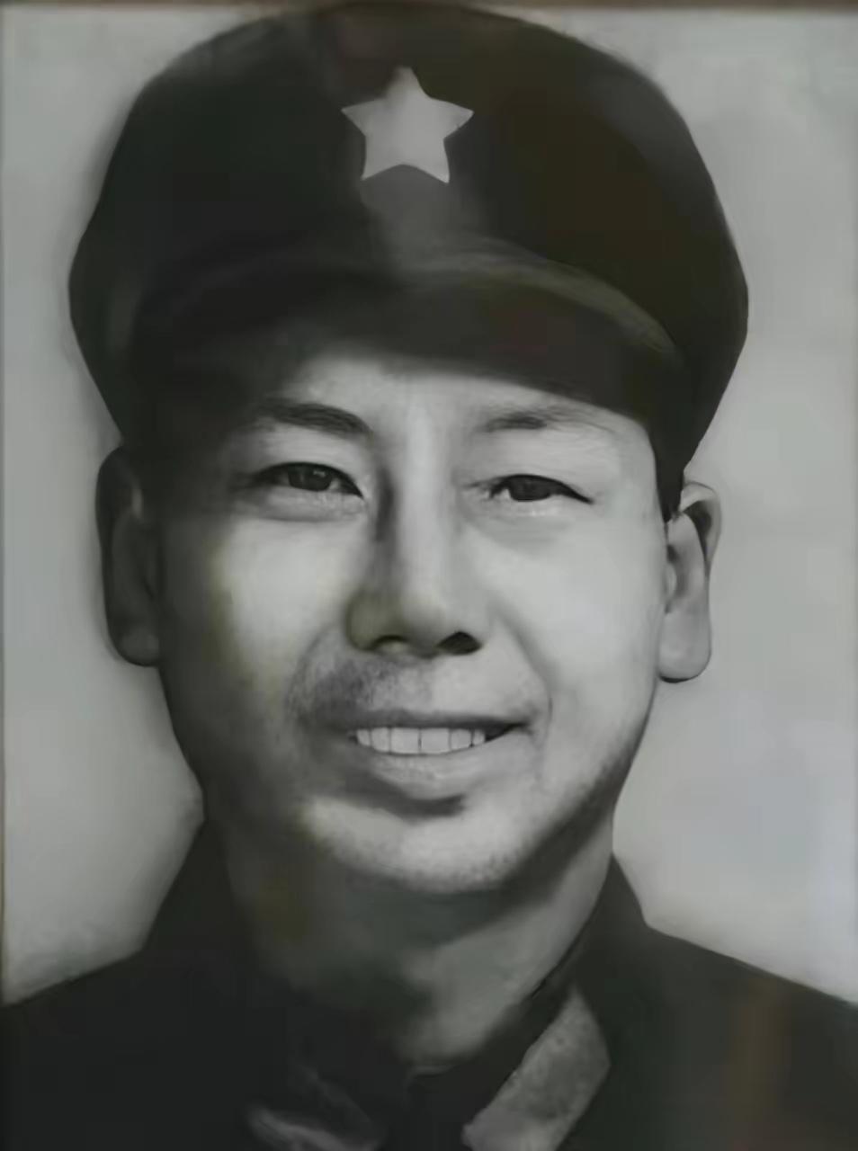 1979年，我军战士何源海在对越反击战中，中弹牺牲被追为一等功臣。哪料，2年后，