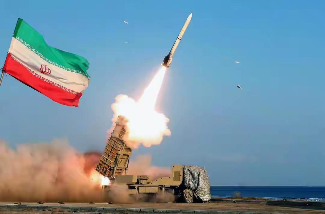 美国霸权失效，两大航母战斗群无法逼迫伊朗屈服，哪里出了问题？