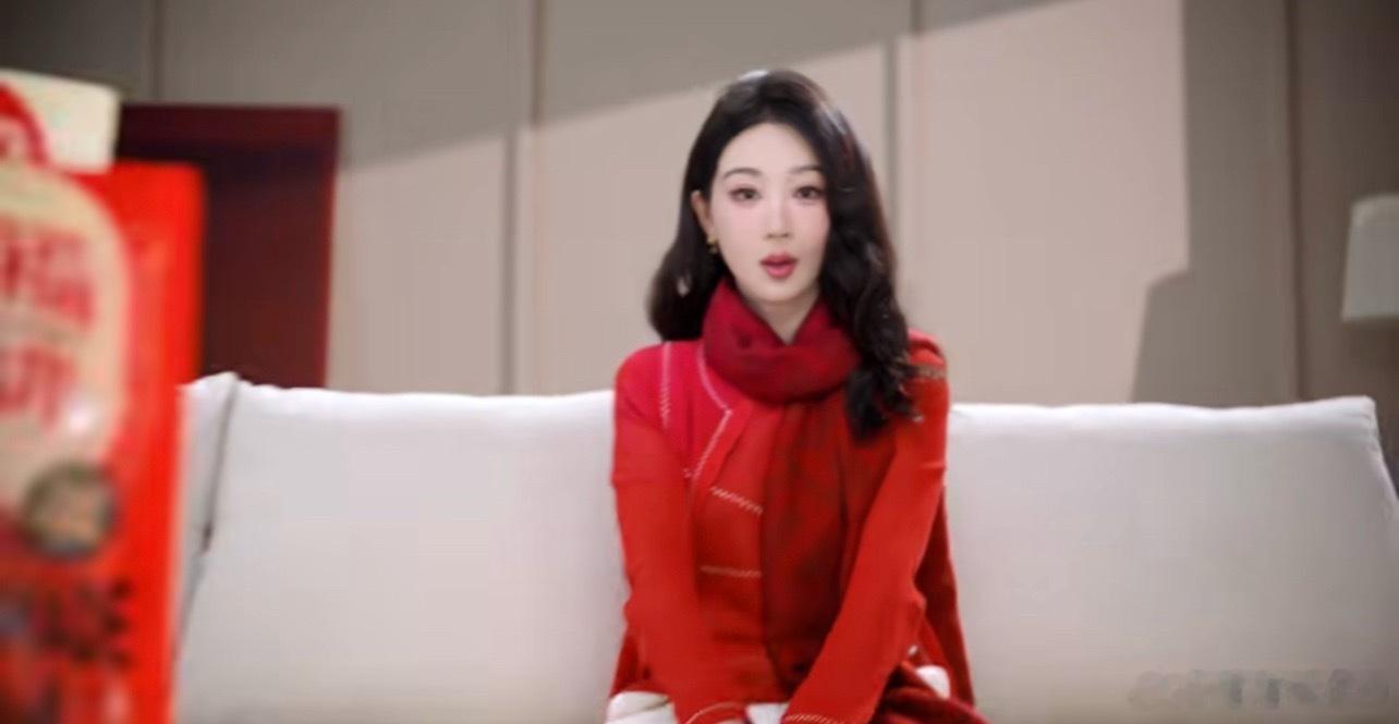 杨紫旺家福品牌全球代言人老卤就选旺家福  刷到杨紫这条微博，真的瞬间破防了😭。