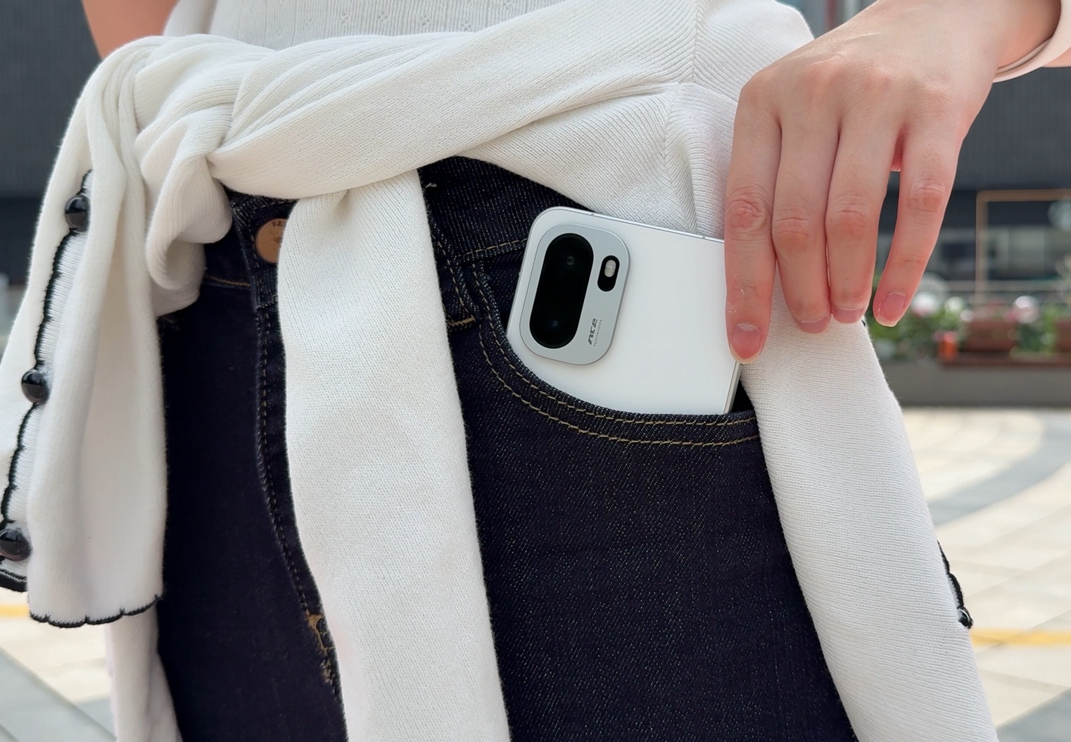 Ace6开售了。测评视频已发，补充点“幕后感受”。普遍7000mAh以上电池的机