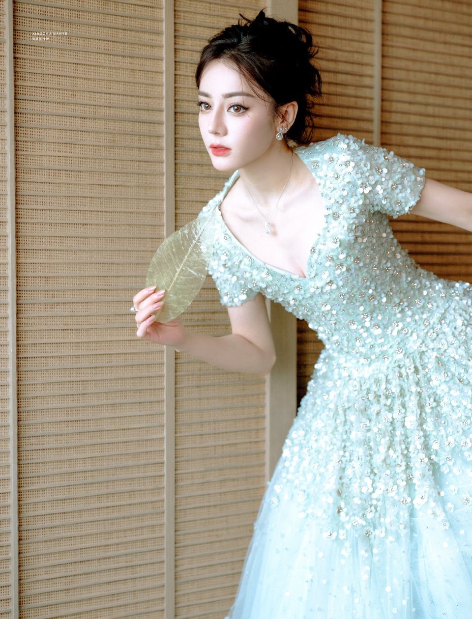 埋头我将会是全世界最幸福的小孩儿