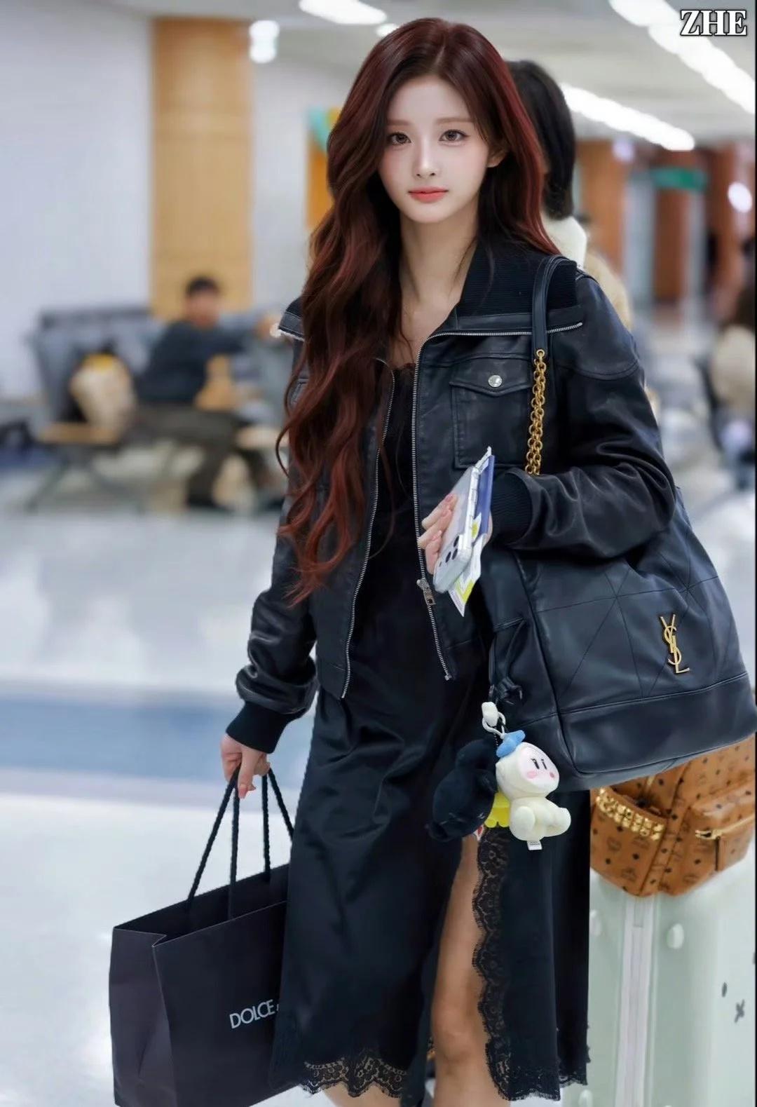 ZHE 老师镜头下的雪允今日机场图🦌
cr.LinZhe432
nmixx n