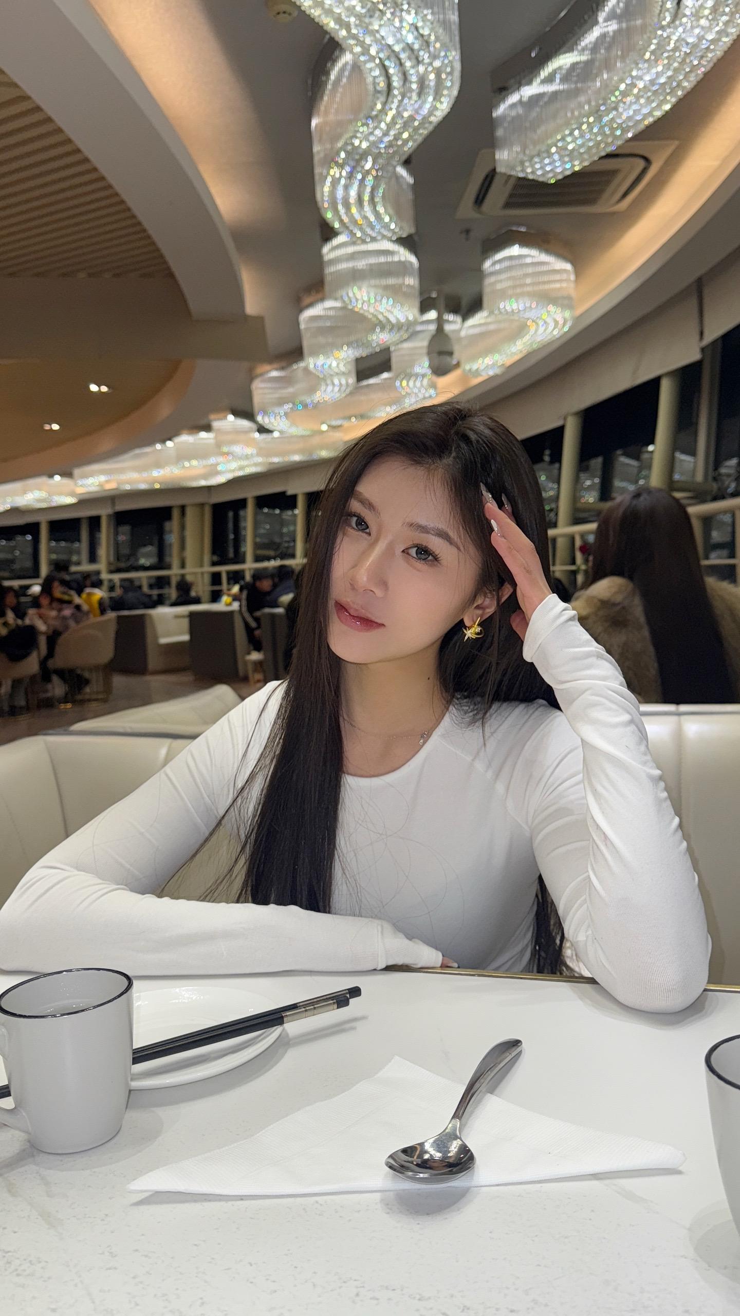 玫瑰根本不会在乎别人觉得她带刺。everytimewithminnie