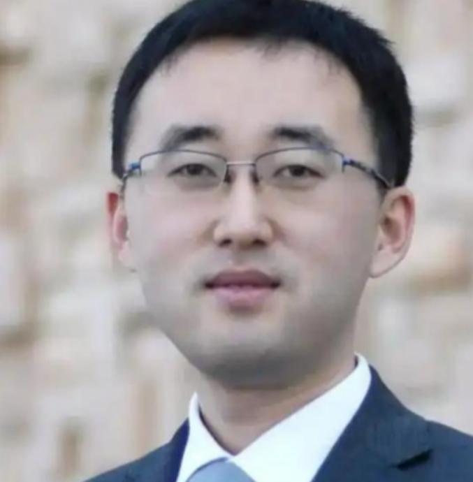 “中国活该被日军欺辱”、“郑州大暴雨是报应！”2020年，清华高材生李睿说出如此