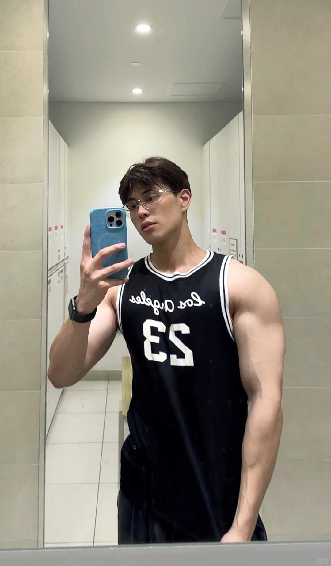今天是小帅哥