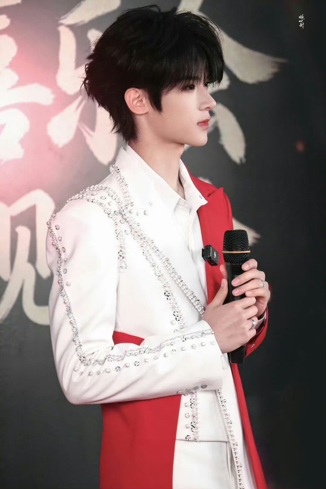 2026湖南卫视元宵喜乐会来了打造沉浸式灯会实境，张峻豪表示自己准备了开场舞台，