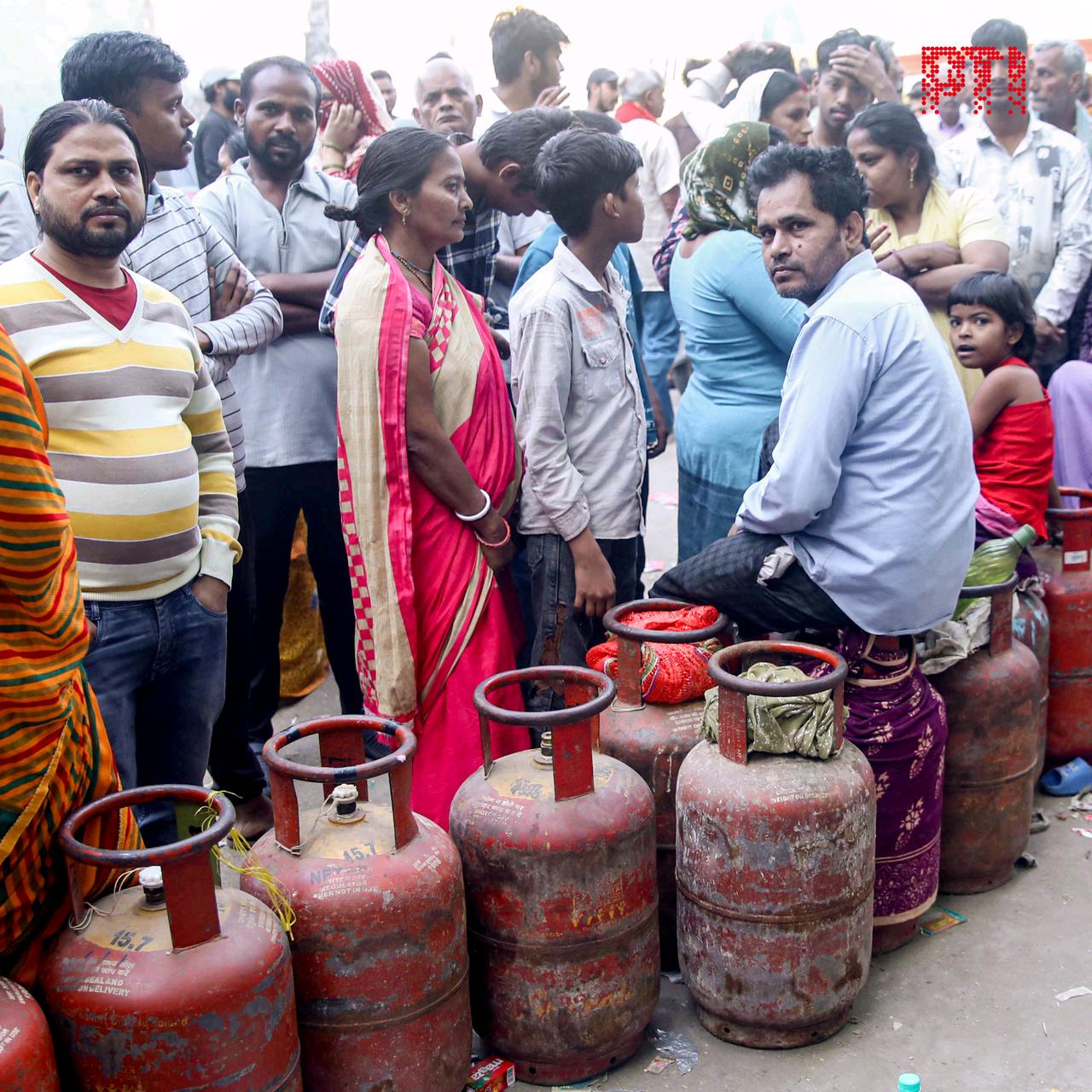 印度似乎遭遇能源危机，加钱排队也买不上