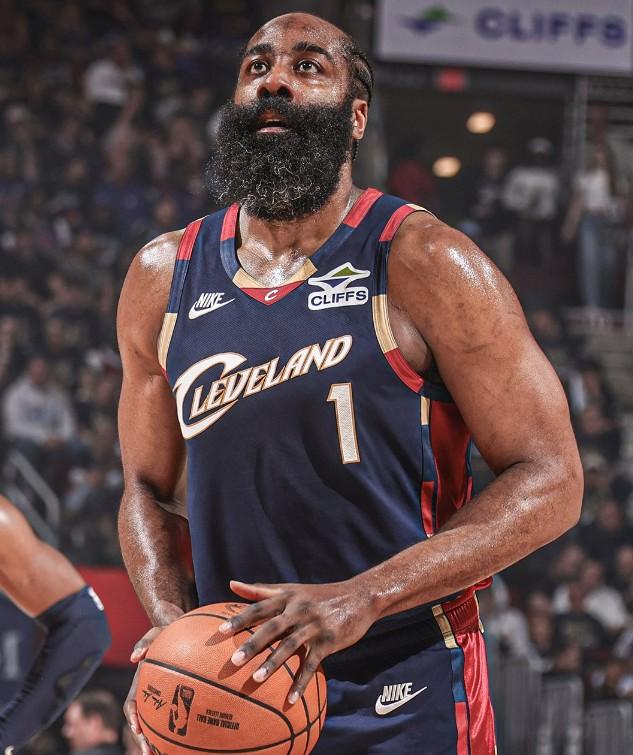 看NBA上咪咕视频。登哥这辈子注定无缘总冠军了吗？
5月26日，NBA季后赛东部